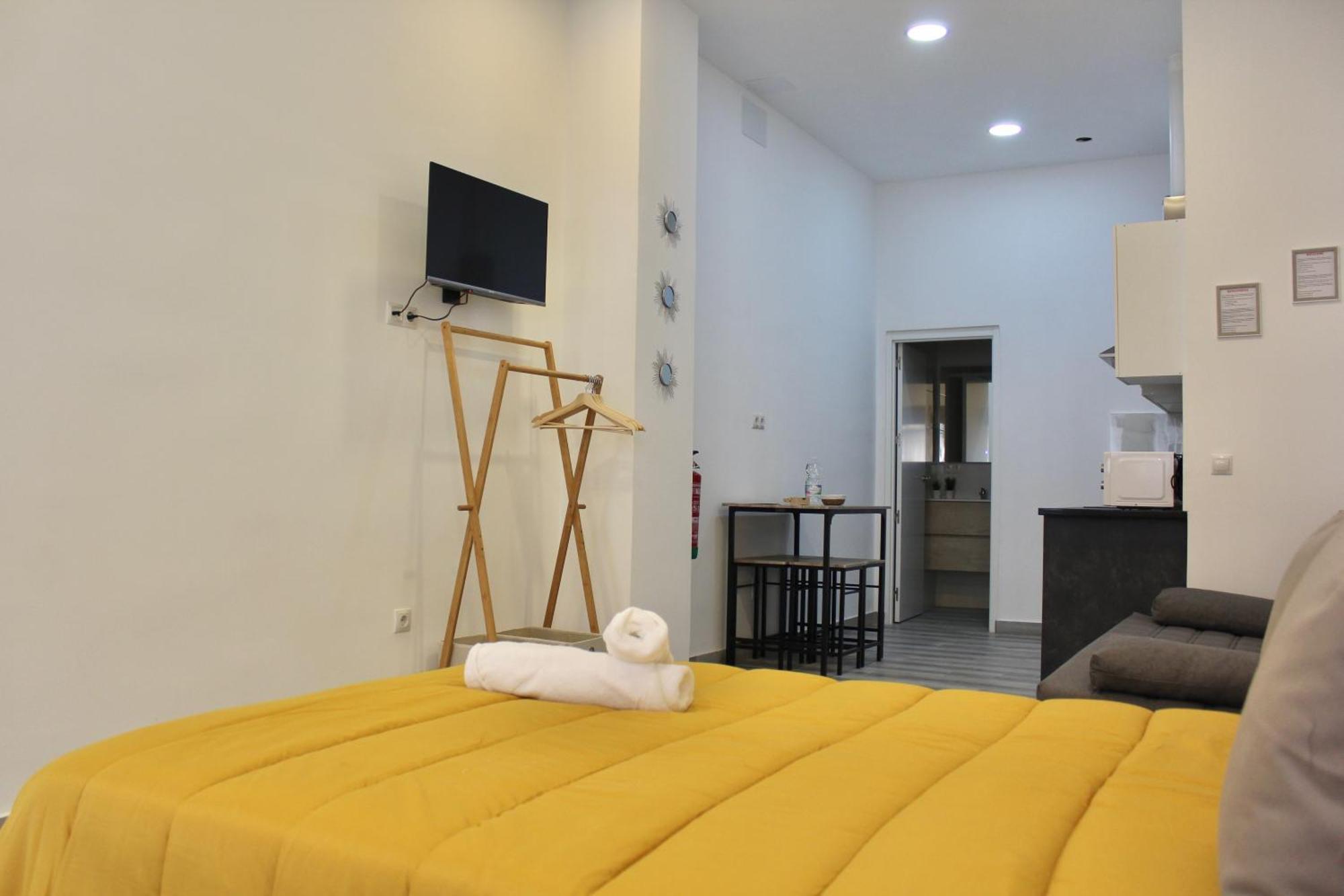 Nuevo Estudio Divina Pastora N-1 Malaga Luaran gambar