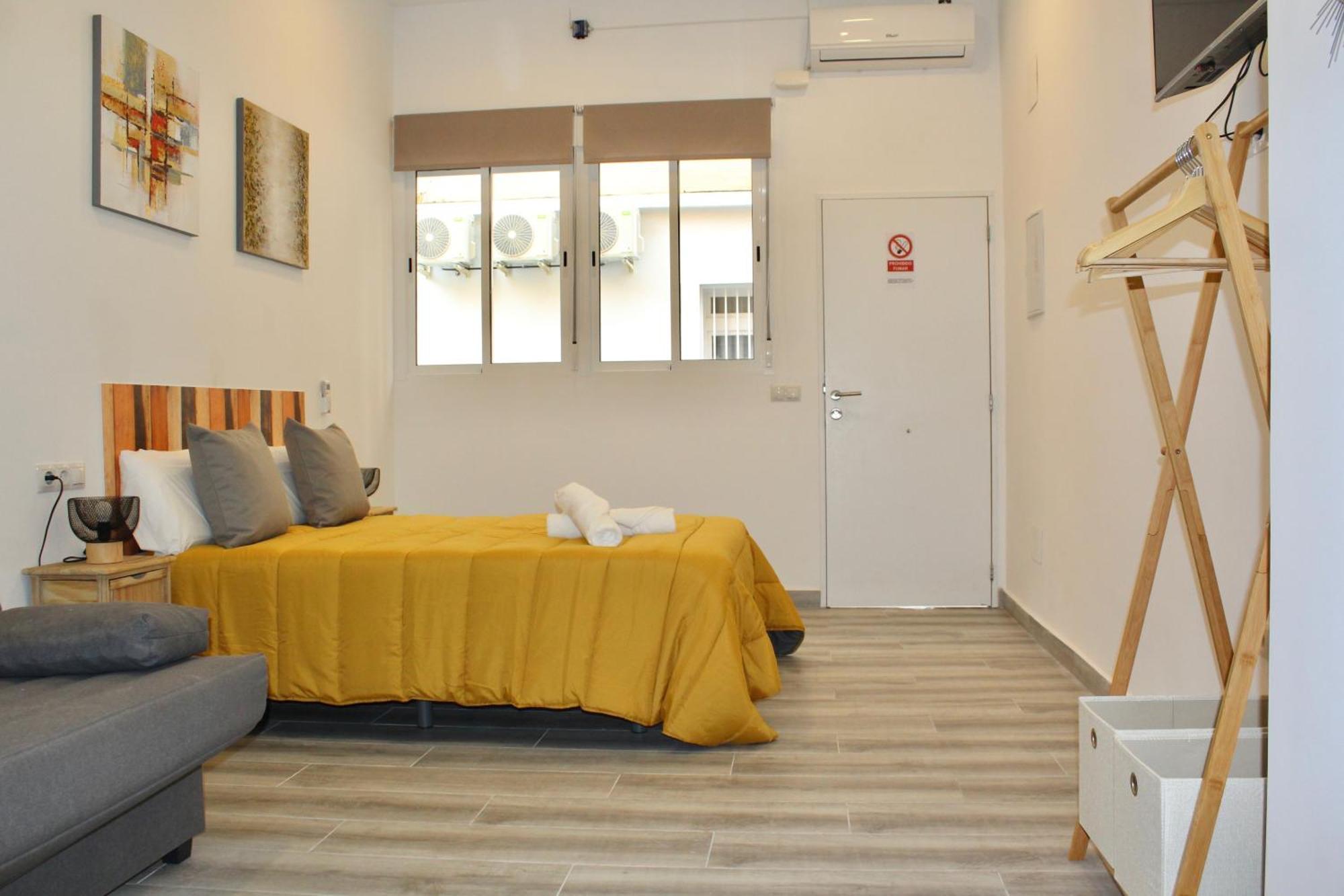 Nuevo Estudio Divina Pastora N-1 Malaga Luaran gambar